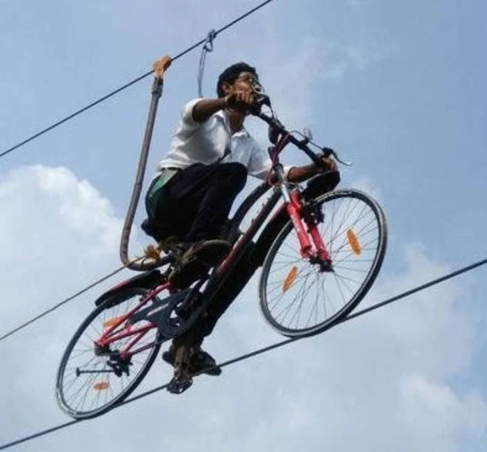 100 MTR Zip Cycling